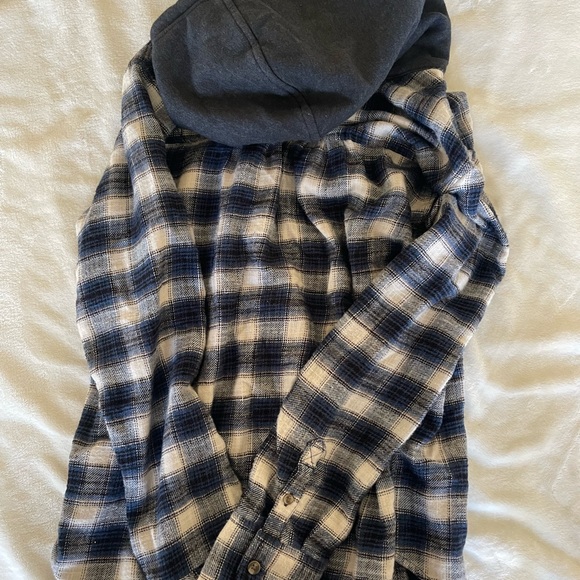 American Eagle Flannel with hood - Picture 2 of 2